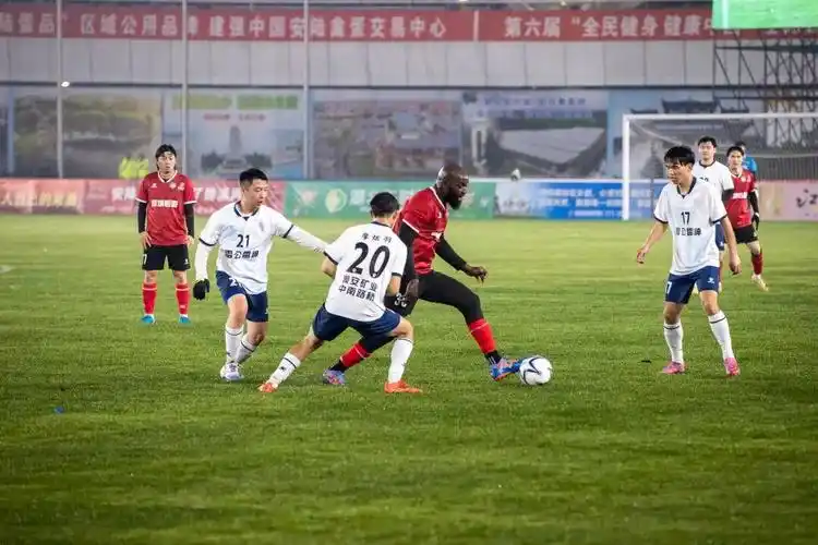 澳大利亚A联赛：墨尔本城 VS 墨尔本胜利